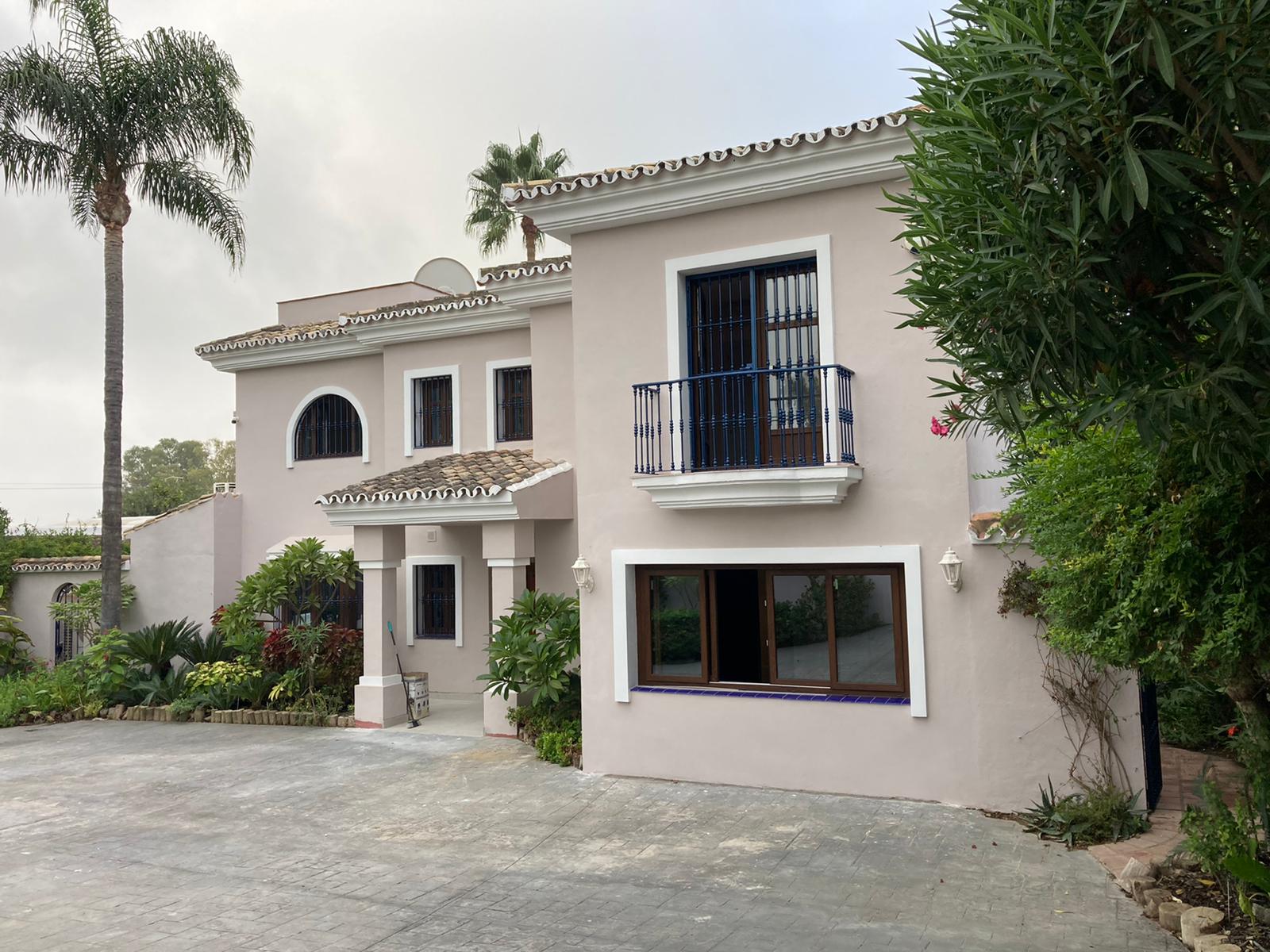 IMG-20221021-WA0059 Rehabilitación de fachada de vivienda unifamiliar en Málaga